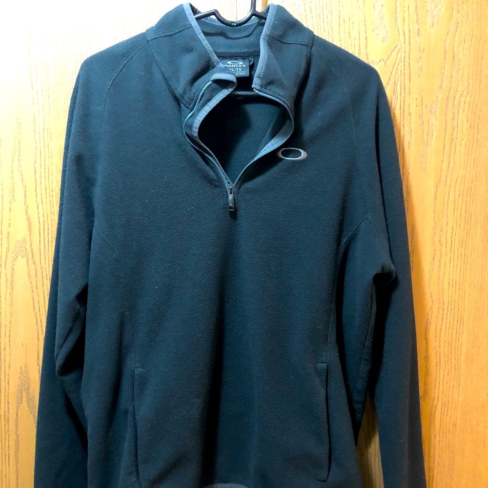 Oakley 1/4 zip